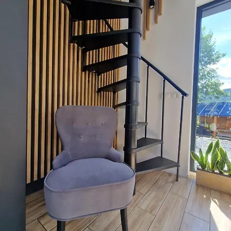 Nad Strumieniem * Peterswaldau